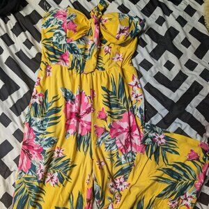 Yellow Hibiscus Print Jumpsuit | Calf-Length | Size: XS